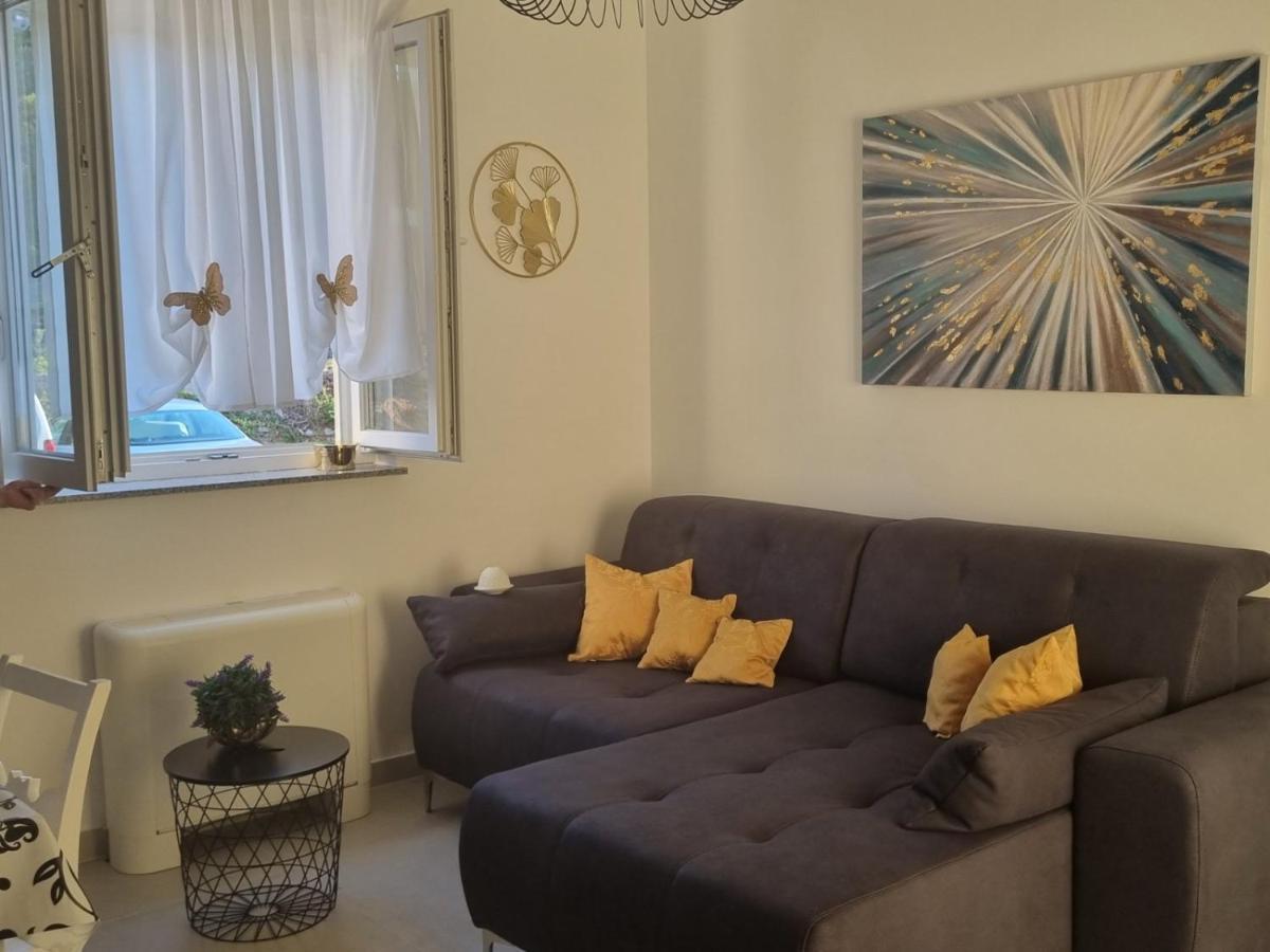 סנג' Apartman Duje מראה חיצוני תמונה